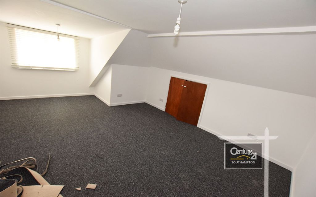 Property photo 3 of 3
