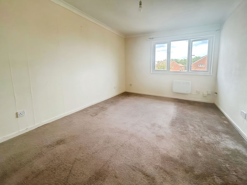 Property photo 2 of 6