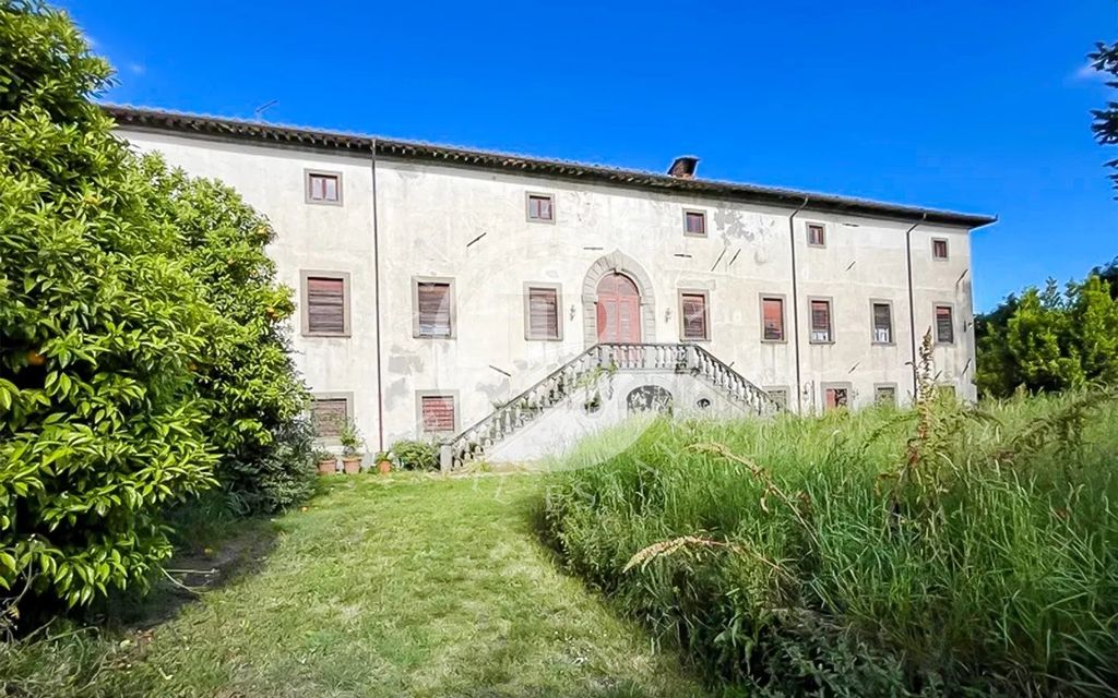 Property photo 1 of 5