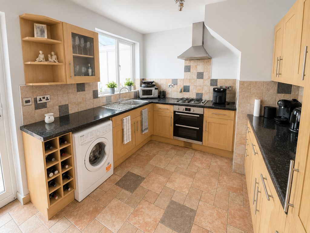 Property photo 2 of 19