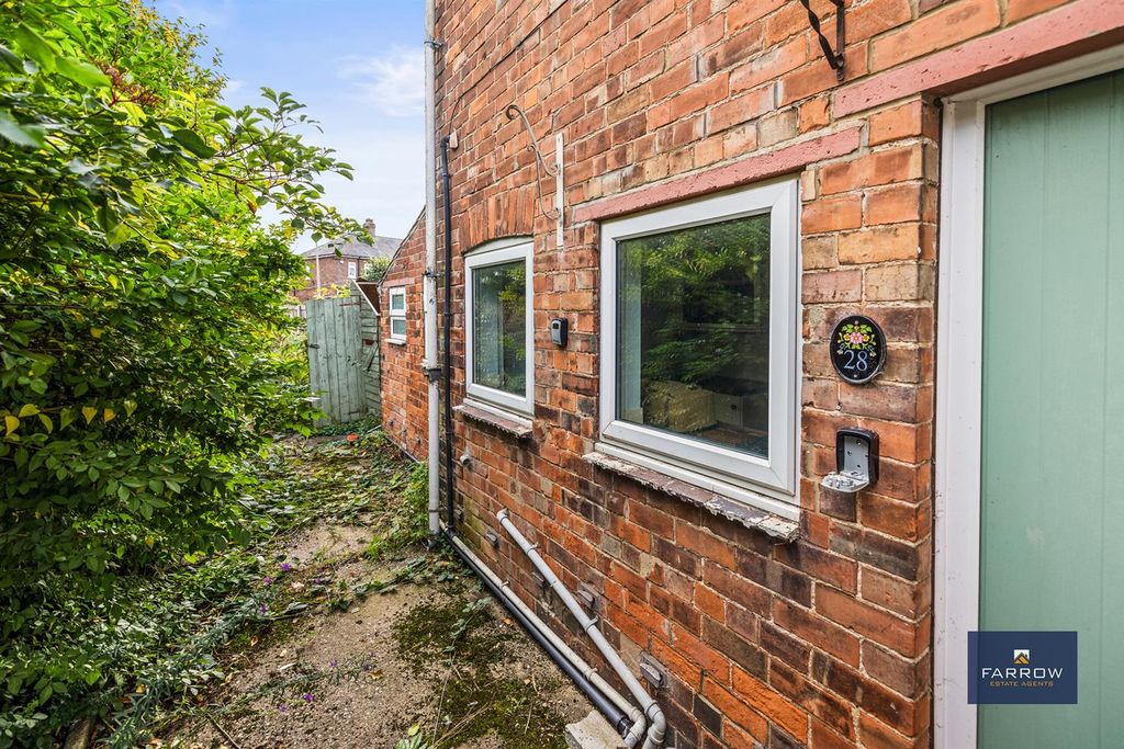 Property photo 2 of 23 Front