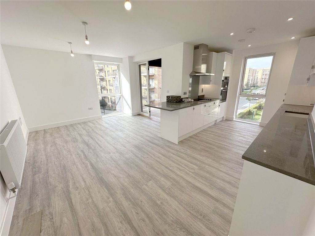 Property photo 1 of 12 Picture No. 10