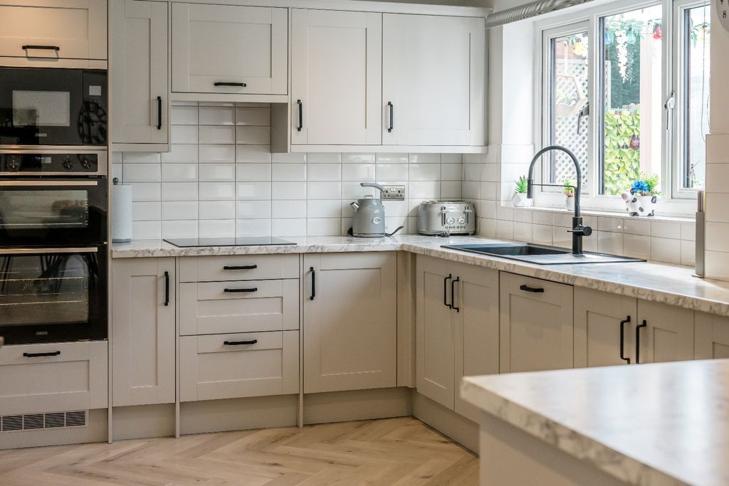 Property photo 3 of 30 4523124