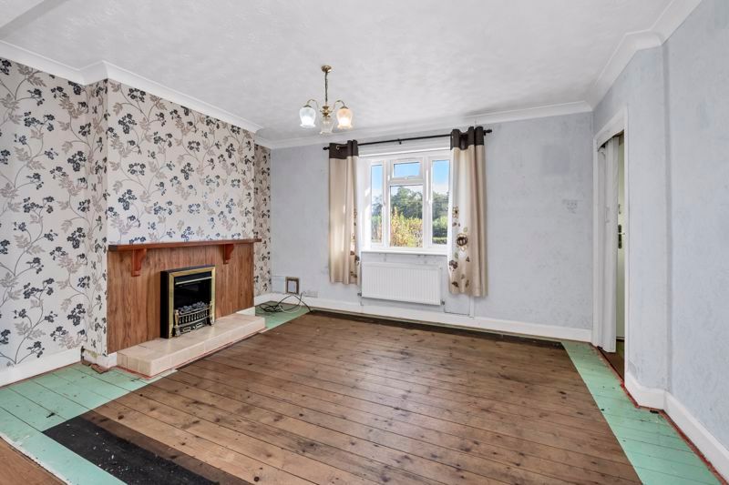 Property photo 3 of 21 Sitting Room