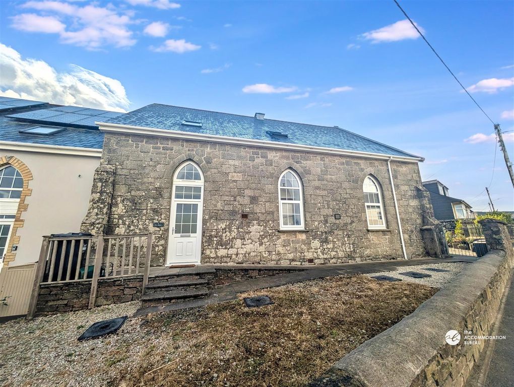 Property photo 1 of 12 Exterior