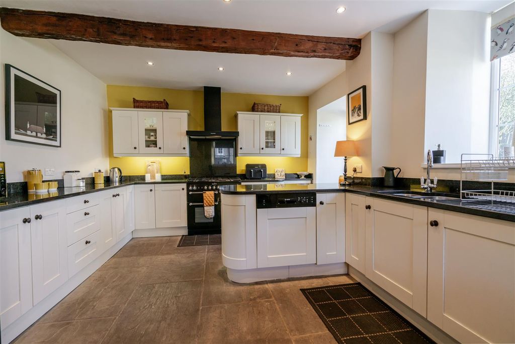 Property photo 2 of 30 Dsc06560 Copy.Jpg