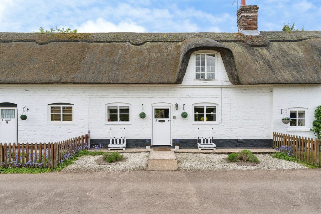 Property photo 1 of 18