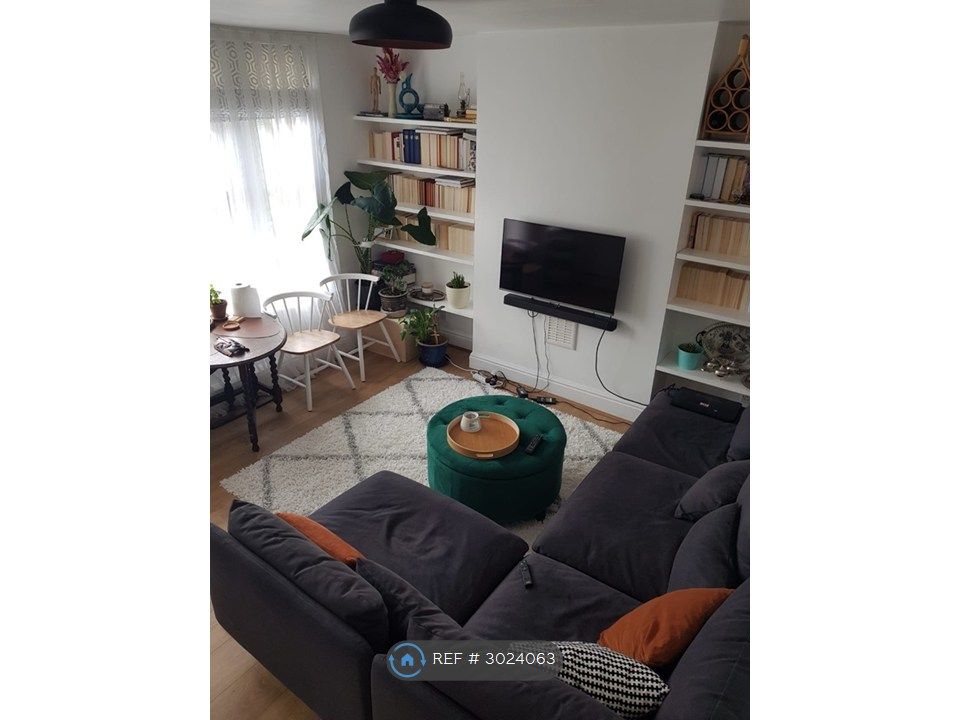 Property photo 2 of 13 Living Room