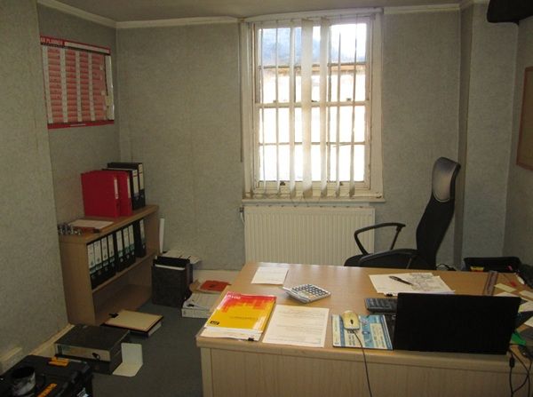 Property photo 3 of 6