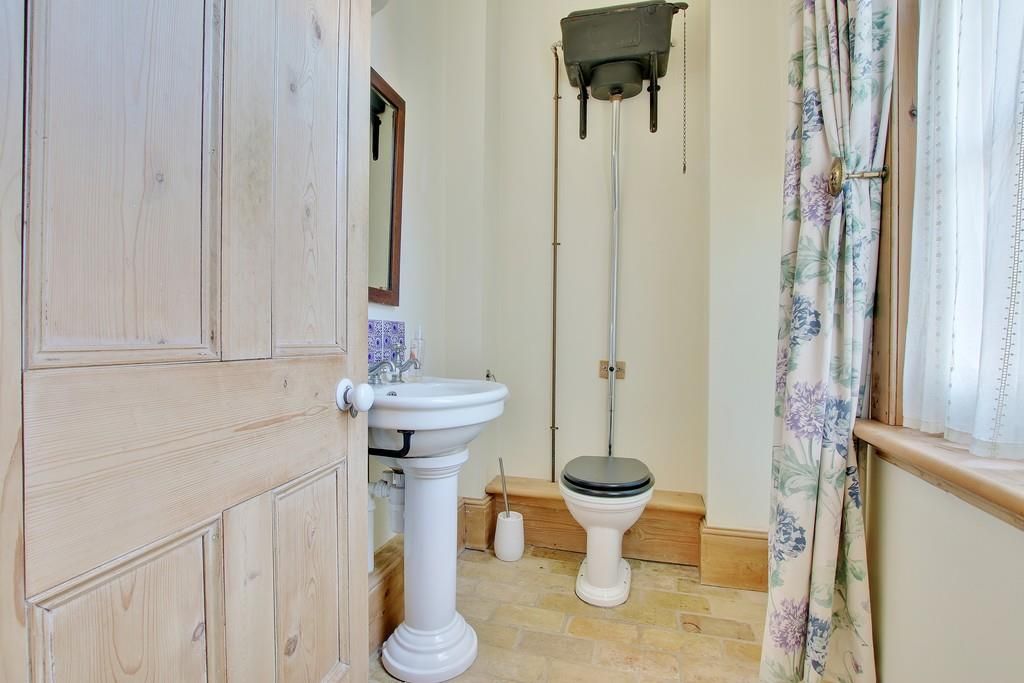 Property photo 3 of 9 Img_3281_54_Large.Jpg