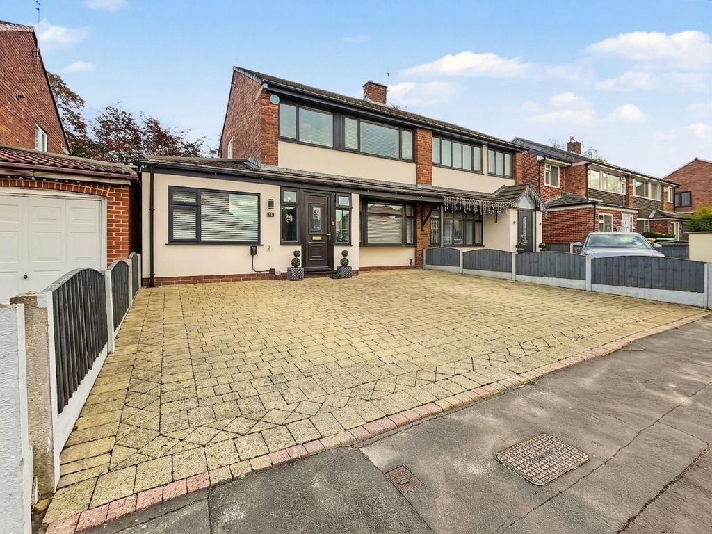 Property photo 1 of 33