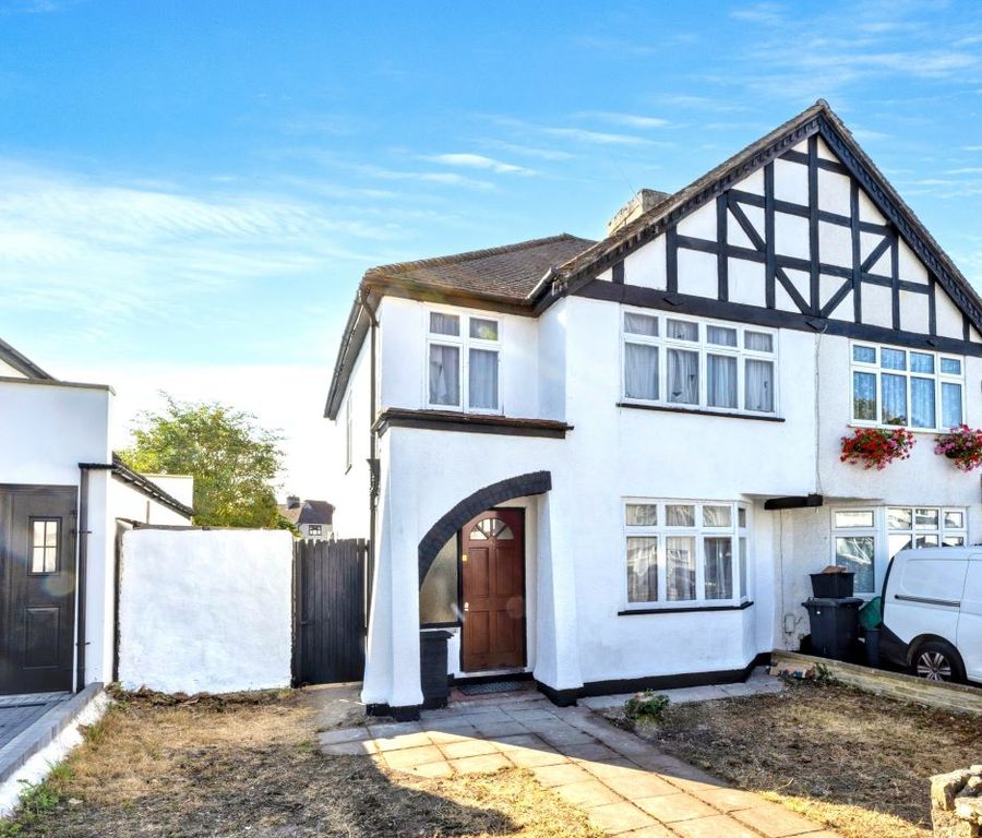 Property photo 1 of 18
