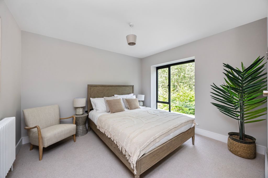 Additional image 11 of 6 bed detached house for saleWithdean Road, Brighton BN1