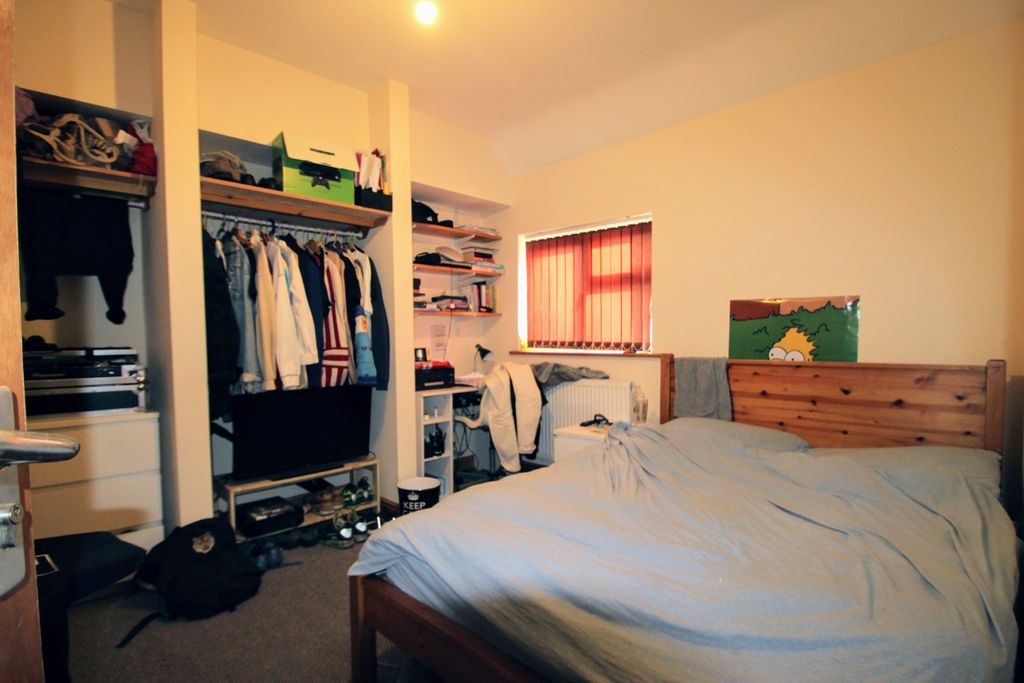 Property photo 3 of 6