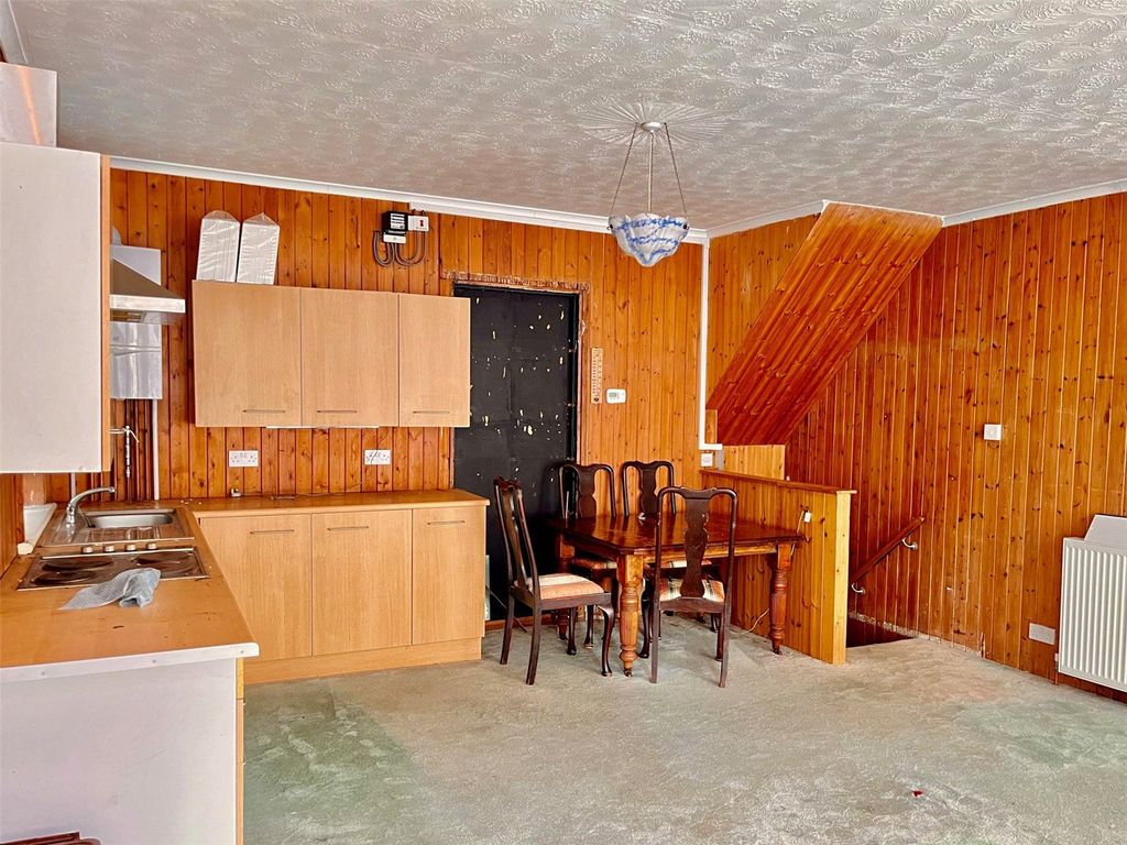 Property photo 2 of 12 Picture No. 04