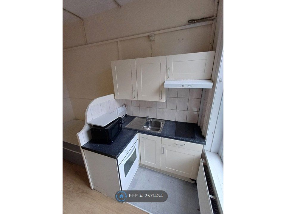 Property photo 3 of 3
