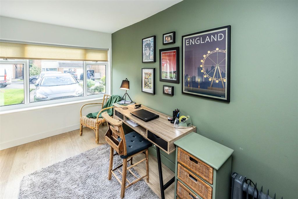 Property photo 3 of 51 21Tphudds-190925-3.Jpg