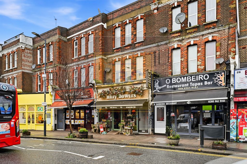 Property photo 2 of 44