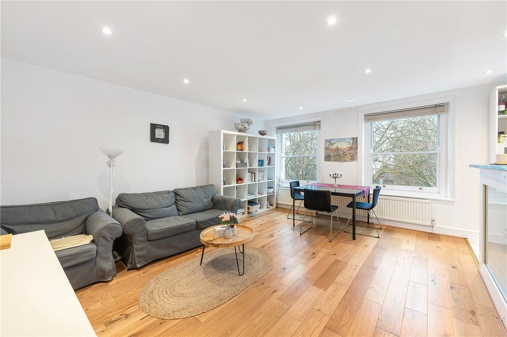 Property photo 2 of 12 Reception