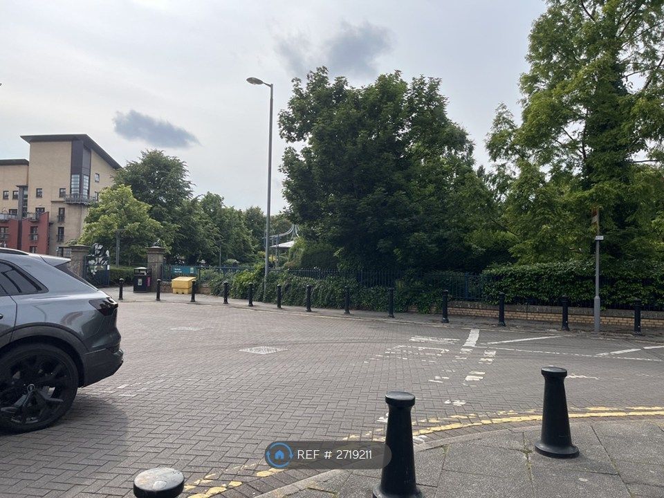 Property photo 3 of 19