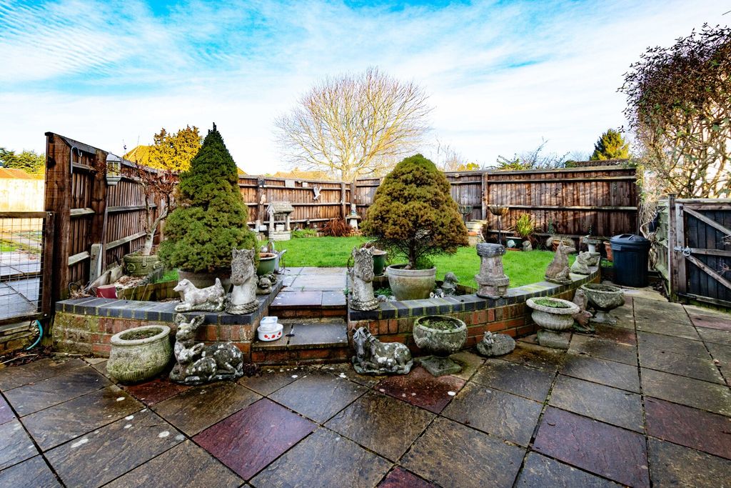 Property photo 3 of 4 Picture No. 02