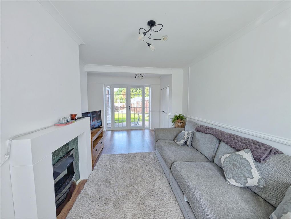 Property photo 2 of 14