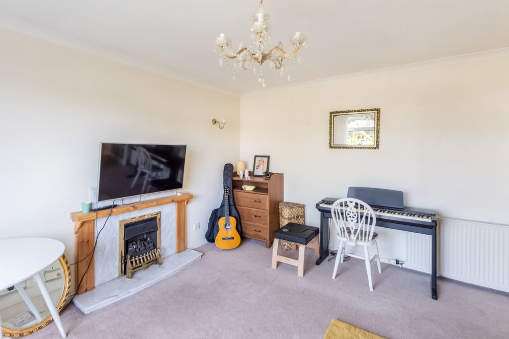 Property photo 3 of 15