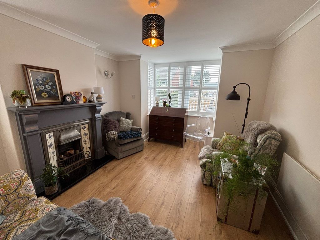 Property photo 3 of 10 Picture No. 06