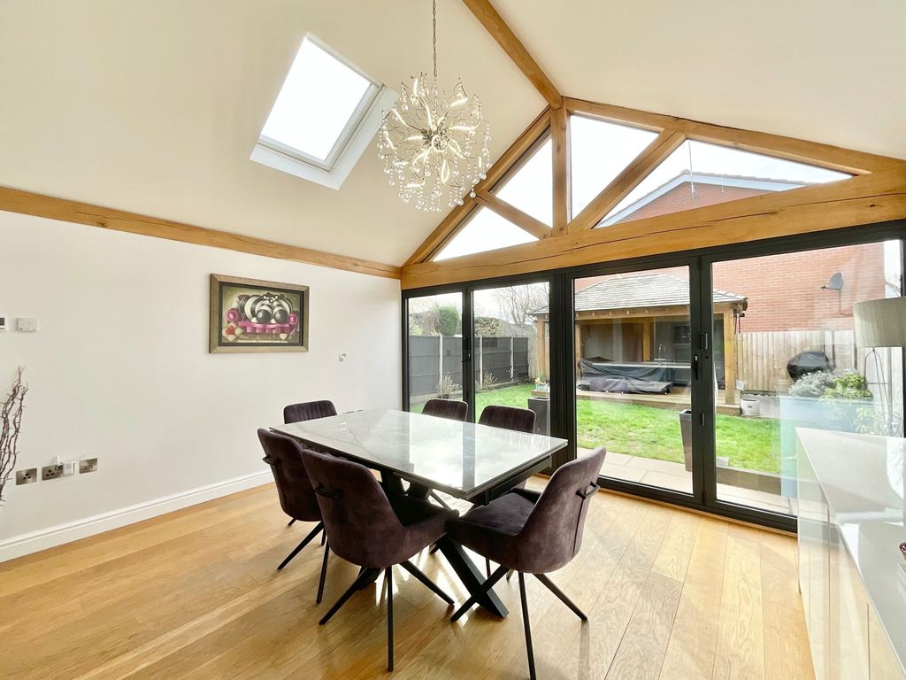 Property photo 2 of 25