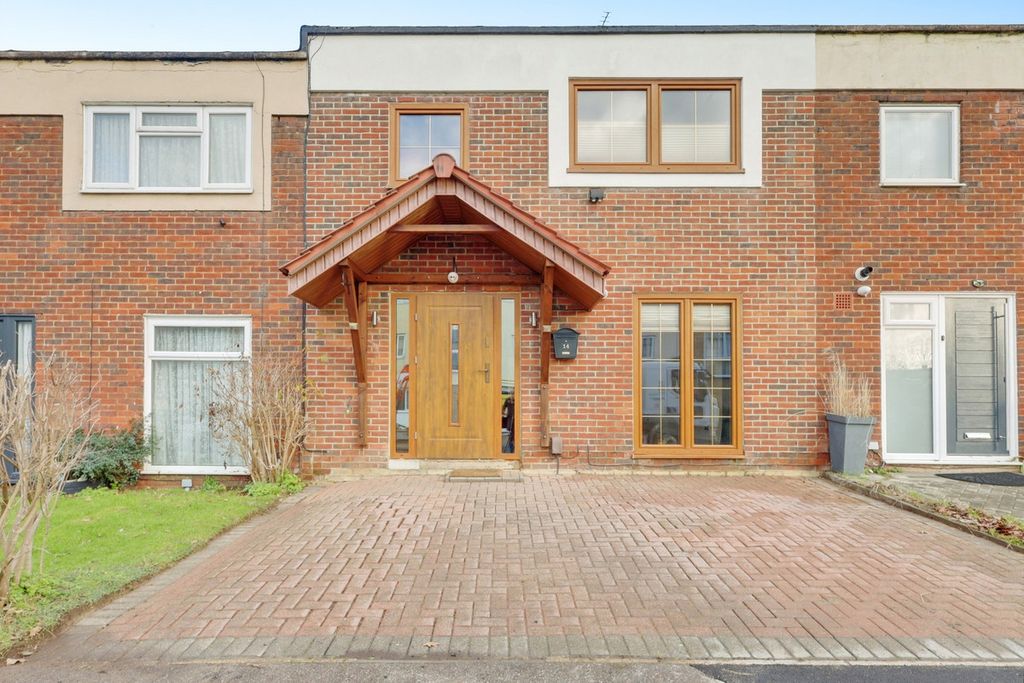 Property photo 1 of 18