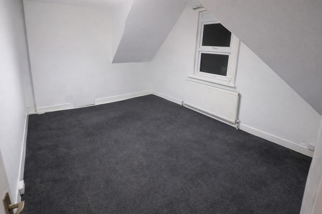 Property photo 2 of 7 Photo 1