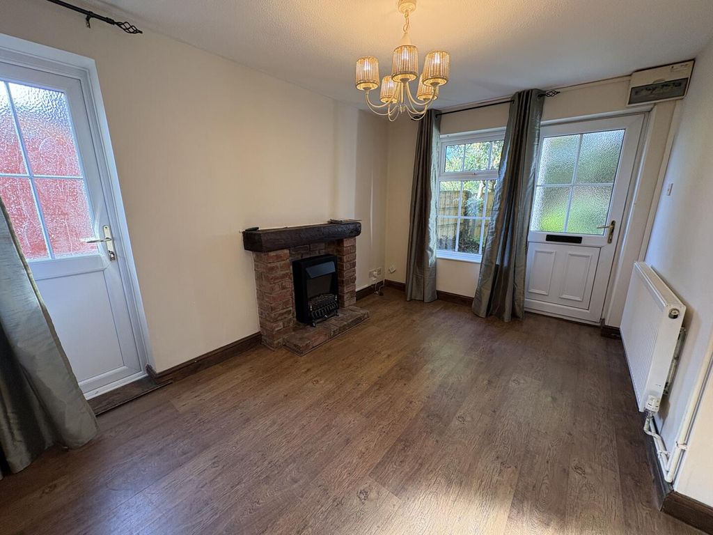 Property photo 2 of 9 Living Room