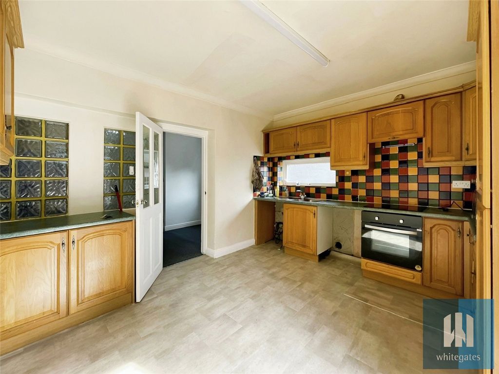 Property photo 2 of 20 Picture No. 36