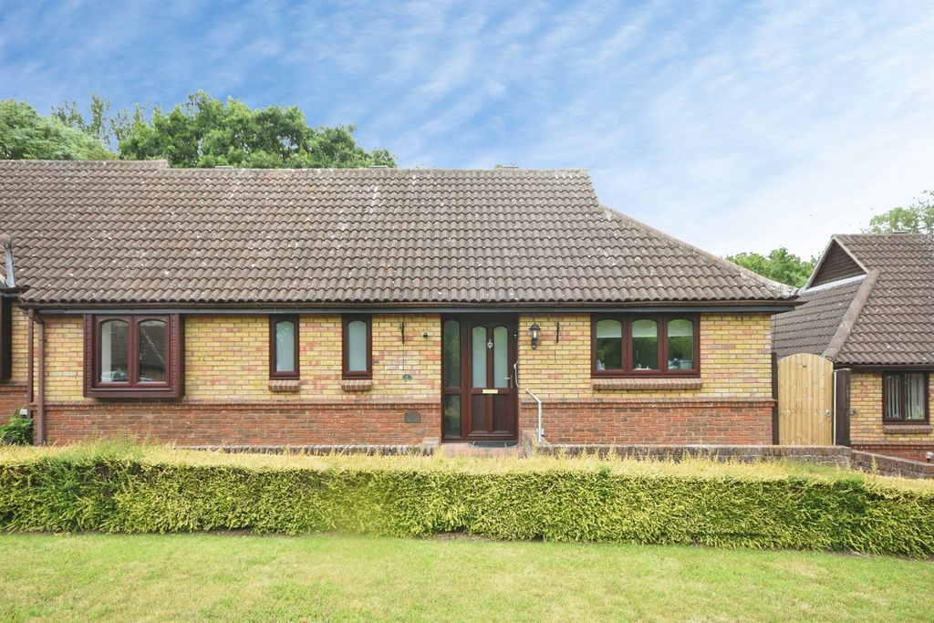 Property photo 1 of 20