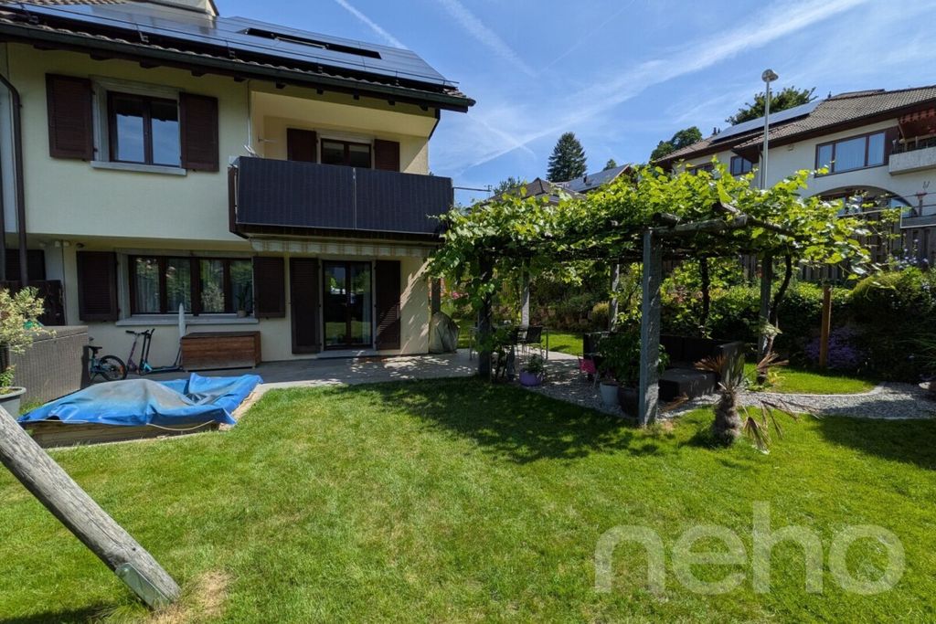 Property photo 2 of 12