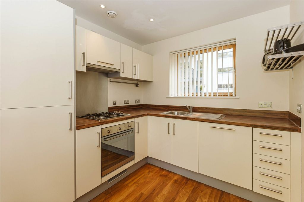 Property photo 2 of 12 Picture No. 03