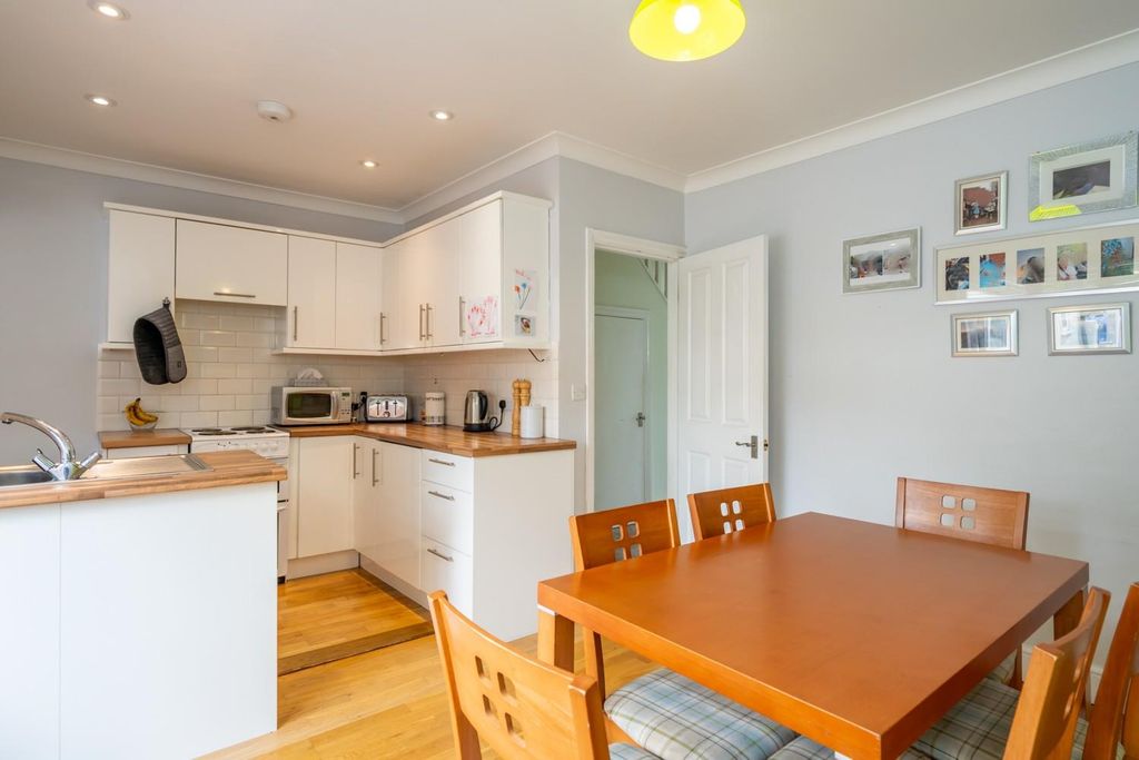 Property photo 3 of 13 Kitchen Diner.Jpg