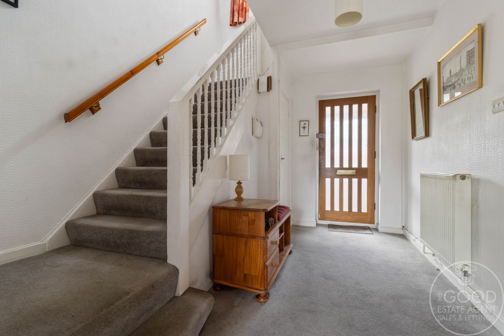 Property photo 3 of 29