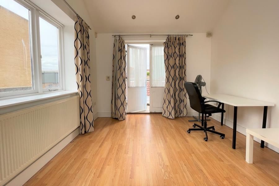 Property photo 2 of 7