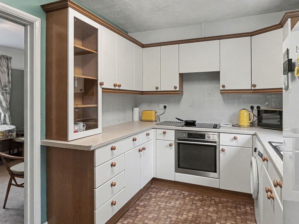 Property photo 3 of 13 Photo 2