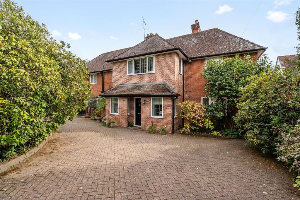Property photo 1 of 30 21 Temple Road_112.Jpg