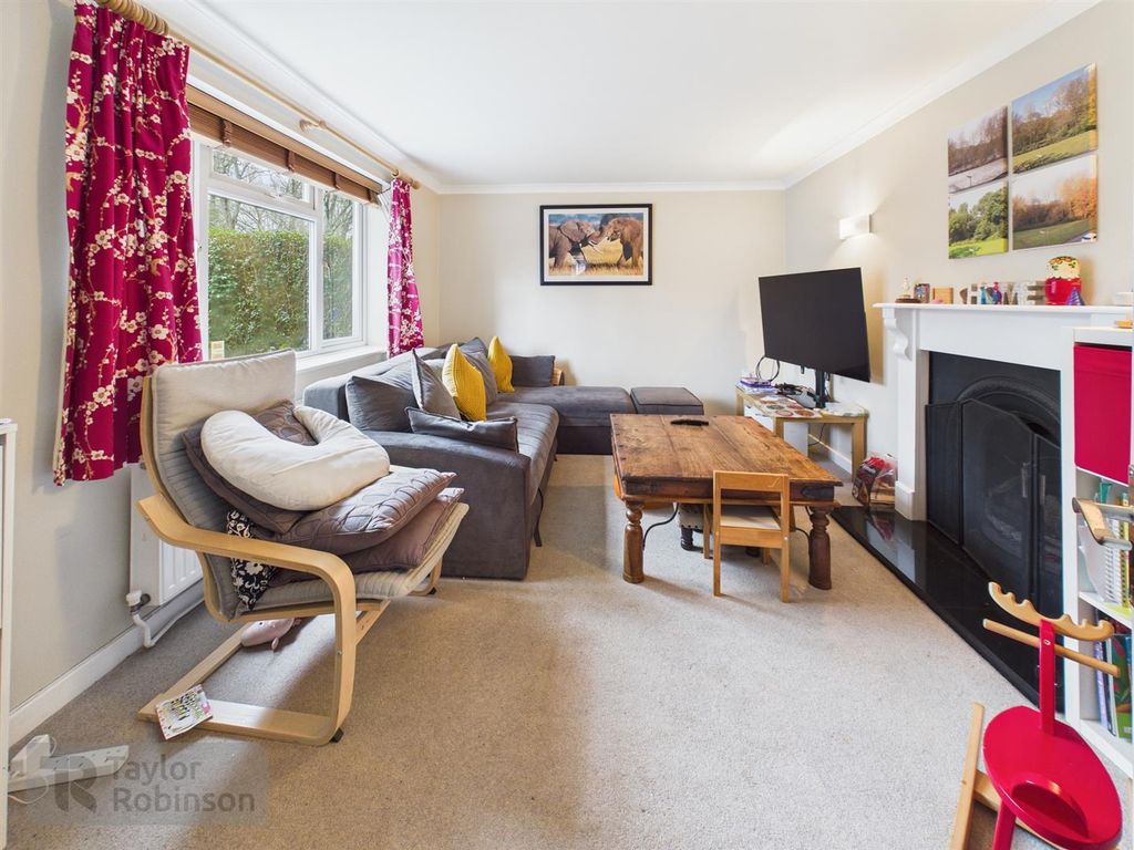 Property photo 2 of 19 Cam02600G0-Pr0660-Still021.Jpg