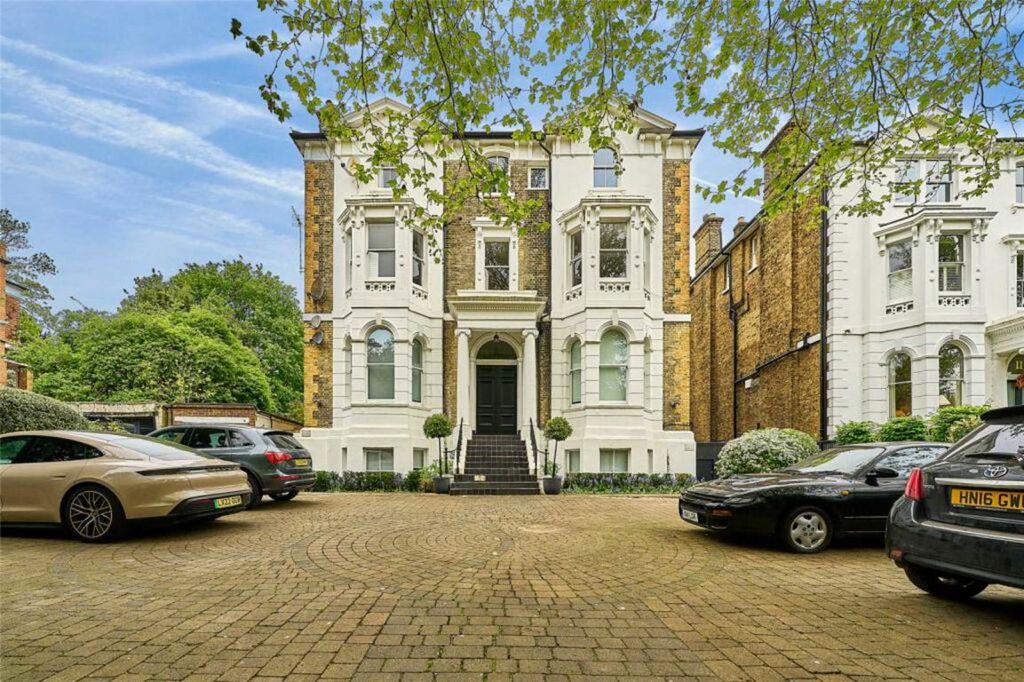 Property photo 1 of 7