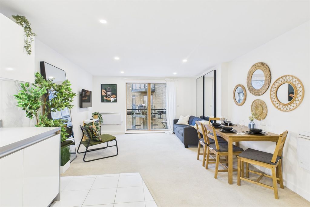 Property photo 1 of 12 Living Area