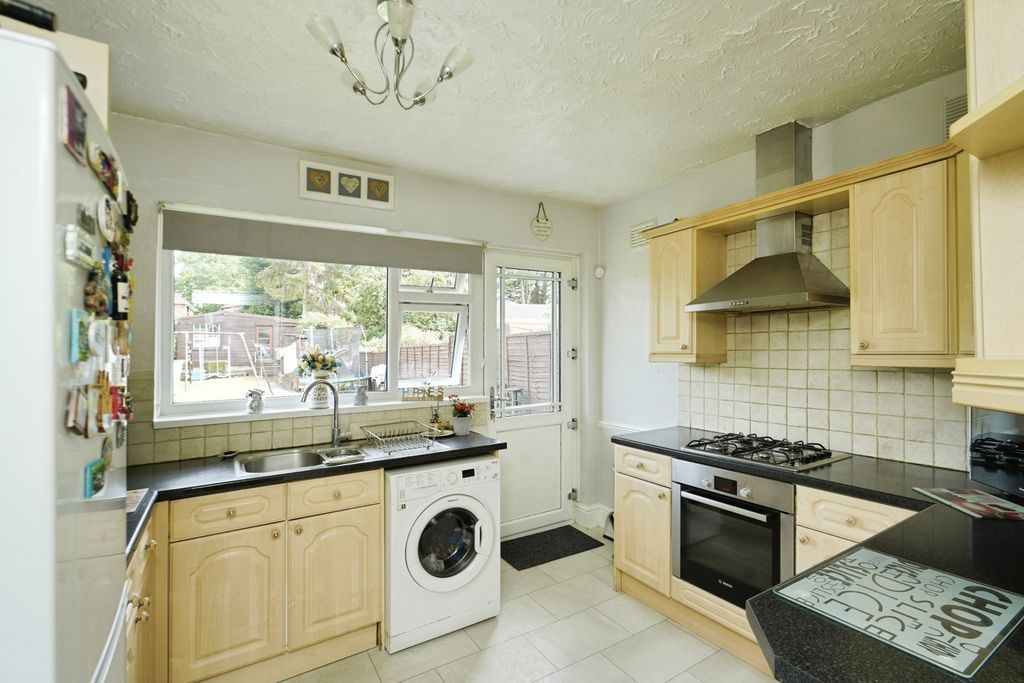 Property photo 3 of 17 Photo
