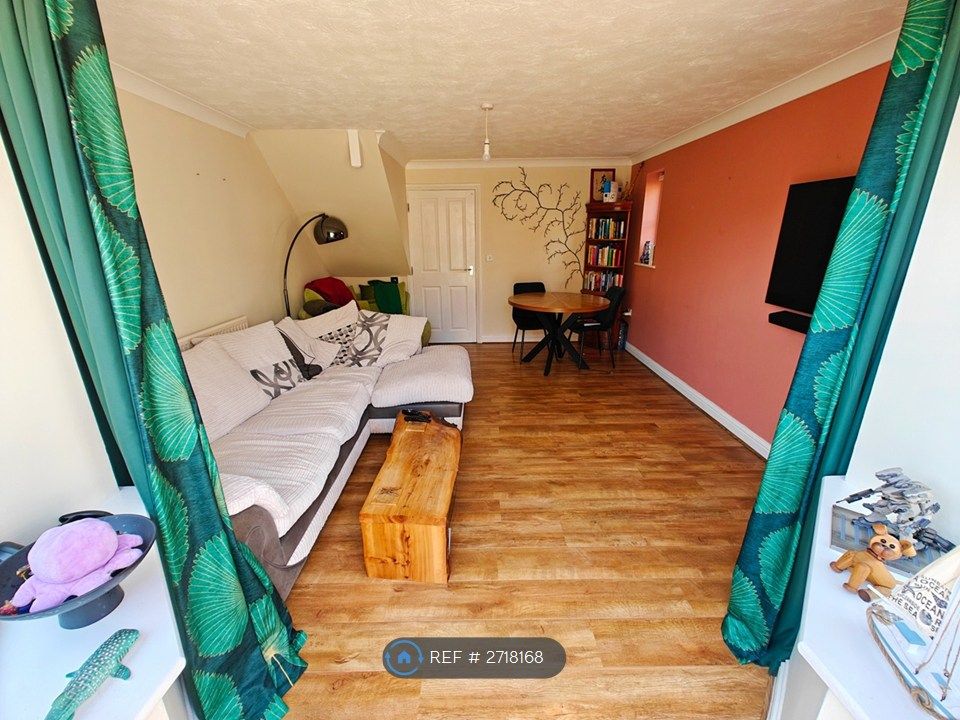 Property photo 1 of 4