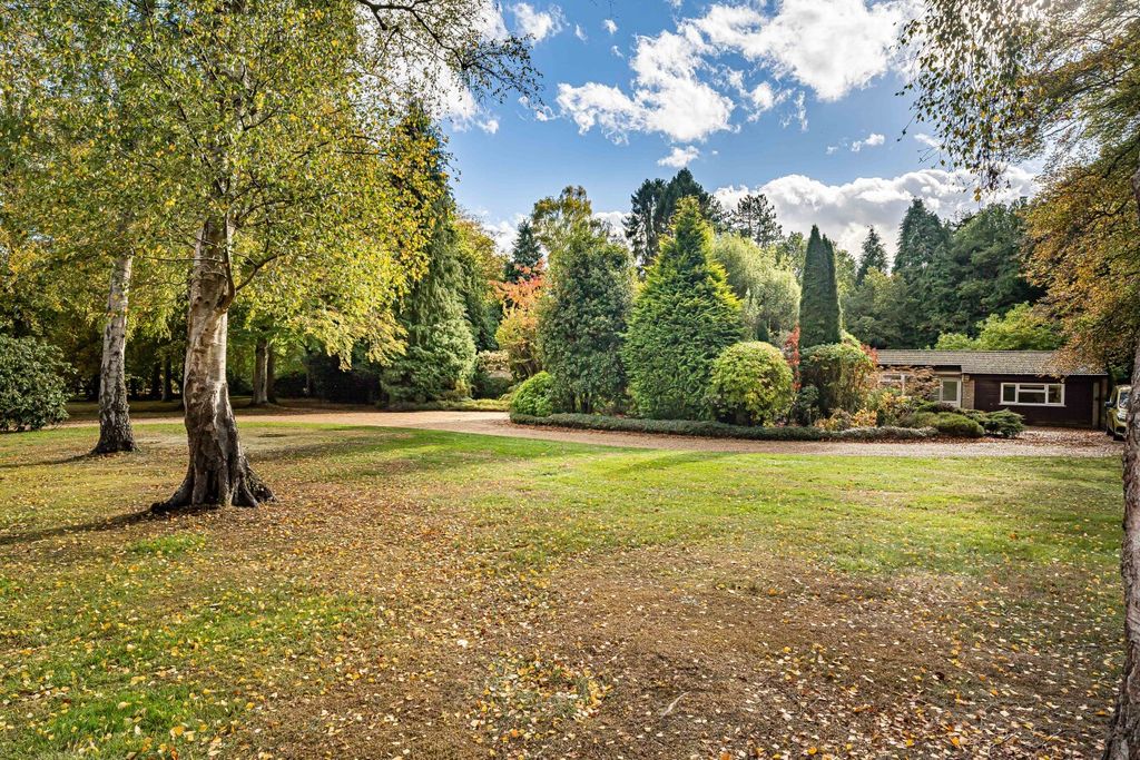 Property photo 2 of 15 16