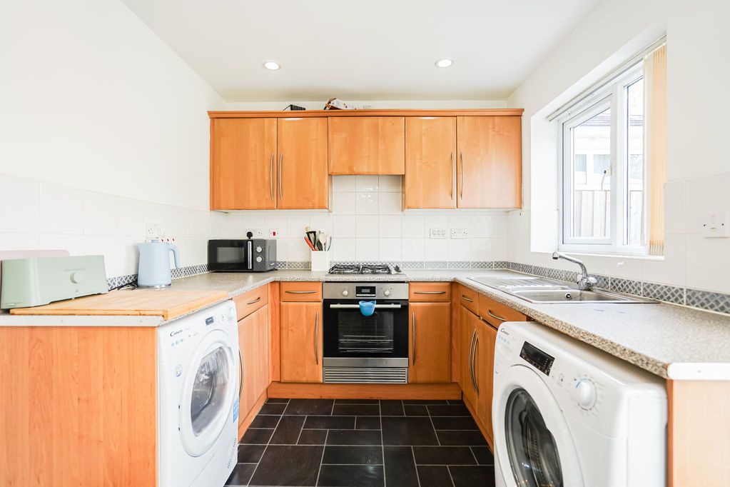 Property photo 3 of 18 Photo 7