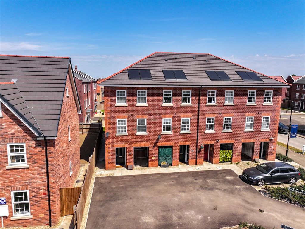 Property photo 1 of 16 Dji_20260519223328_0042_D.Jpg