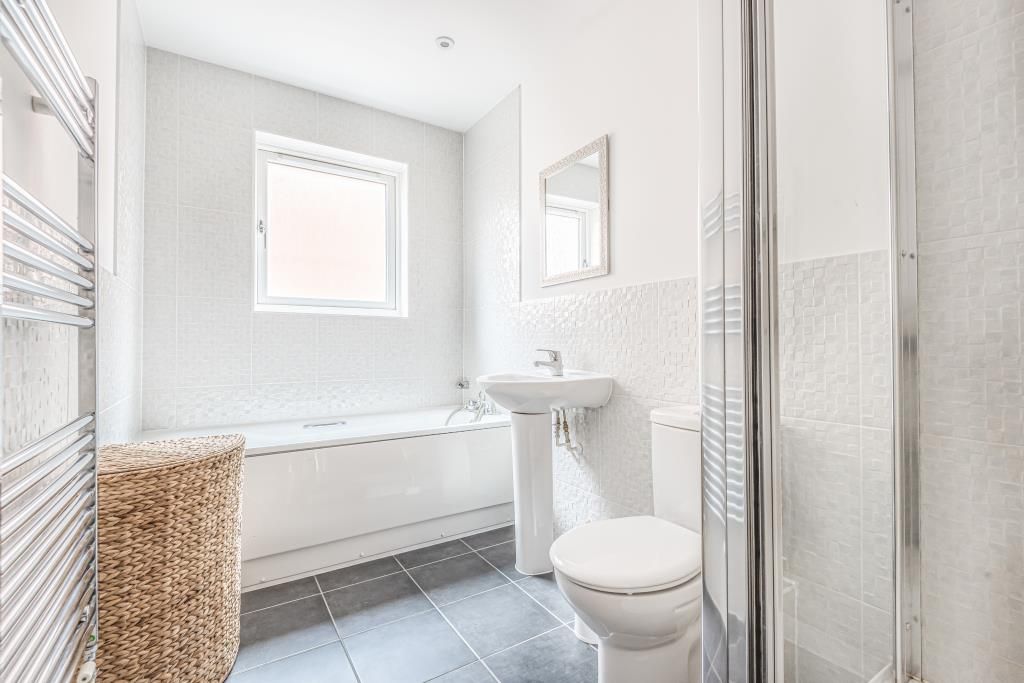 Property photo 3 of 8 Bathroom